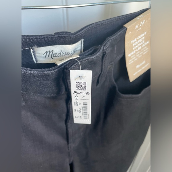 NWT Madewell The Curvy Perfect Vintage Wide-Leg Jean in black rinse wash - 28 - Picture 9 of 9